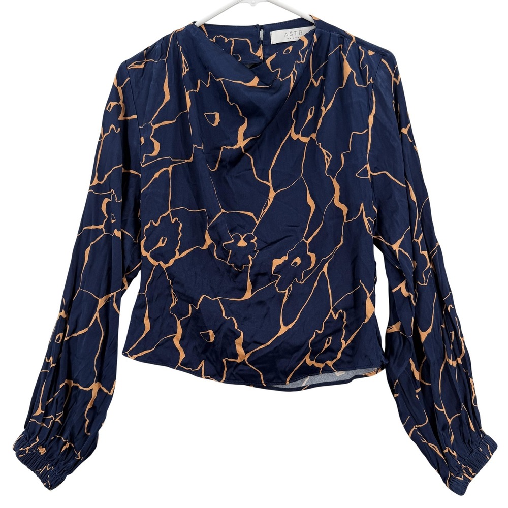 ASTR The Label Shirt Womens Small Navy Floral Open Back Cowl Neck ACT17833R NWOT